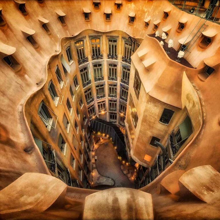 S_casa-mila-la-pedrera-barcelona-i85324