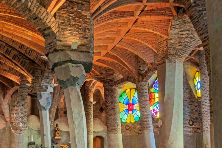 Cripta-Guell_web